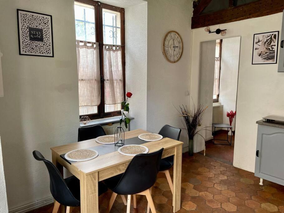 Maison A Proximite De Barbizon / Fontainebleau / A6 Saint-Sauveur-sur-Ecole Εξωτερικό φωτογραφία